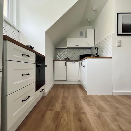 Apartament Dana Browna Єленя-Ґура Екстер'єр фото